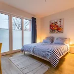 Apartamento Buesumperle Rot